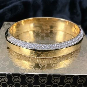 ‼️SALE‼️NEW!! MICHEAL KORS BANGLE BRACELET!!
